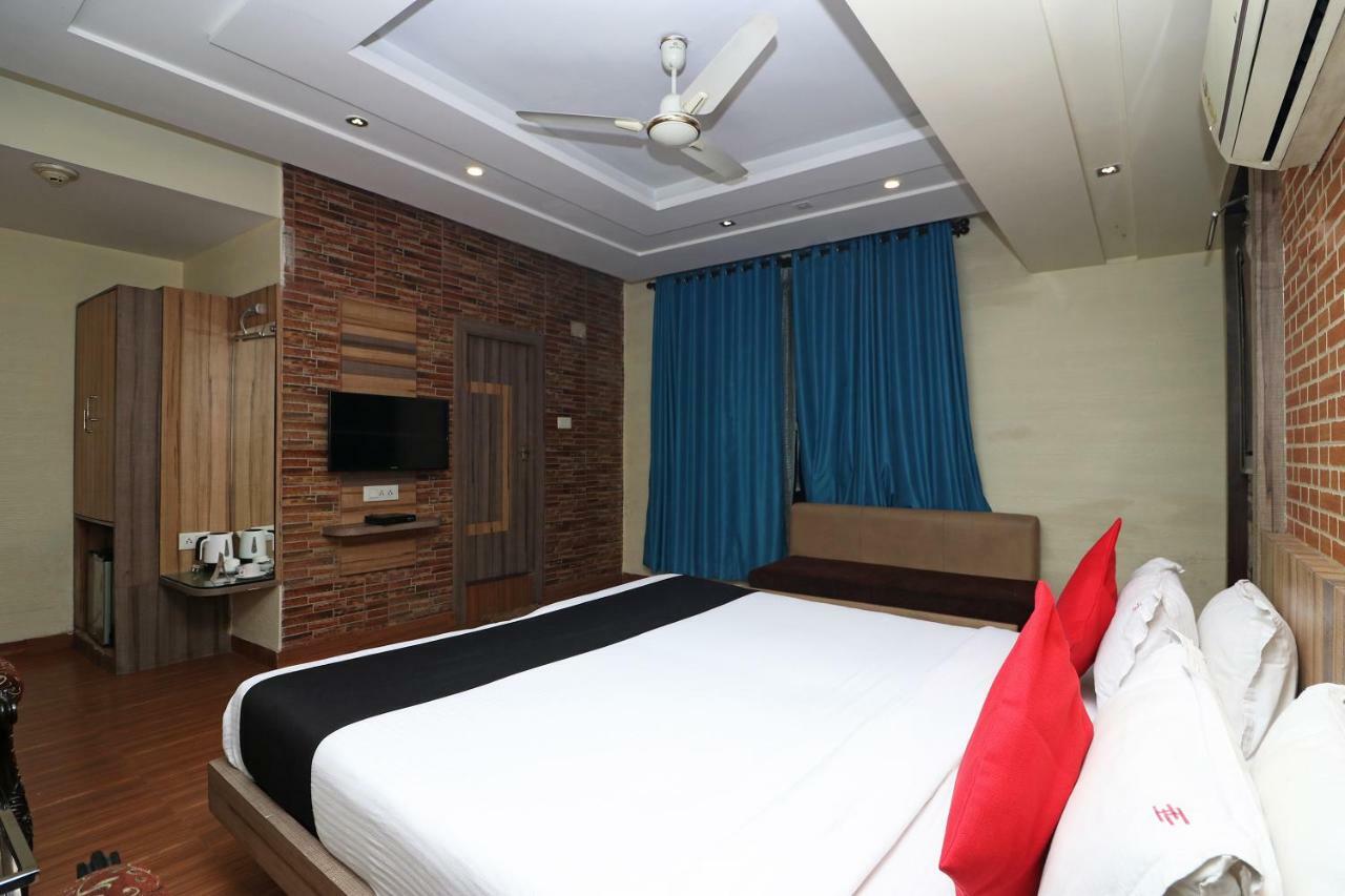 Hotel Heaven Calcutta Exterior foto