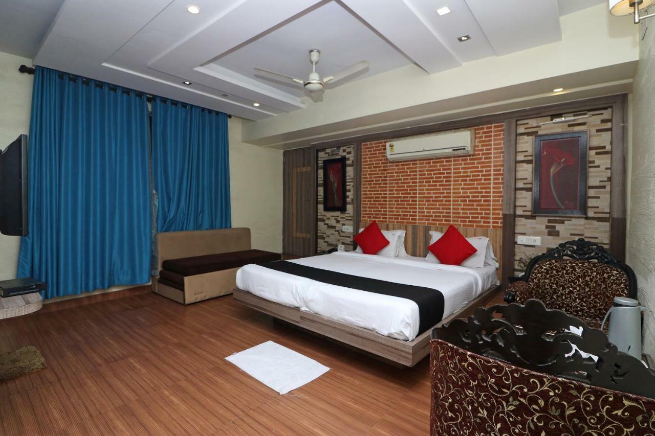Hotel Heaven Calcutta Exterior foto