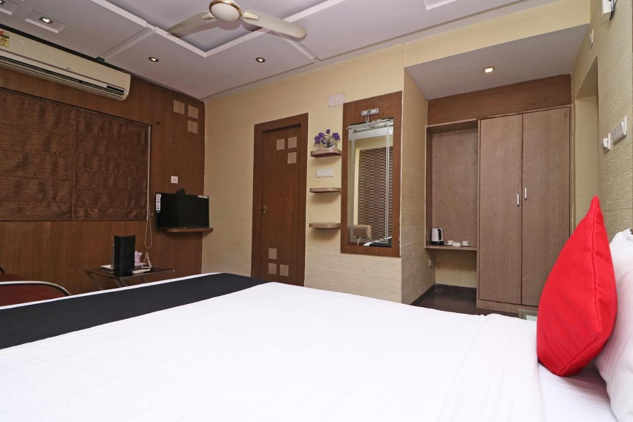 Hotel Heaven Calcutta Exterior foto